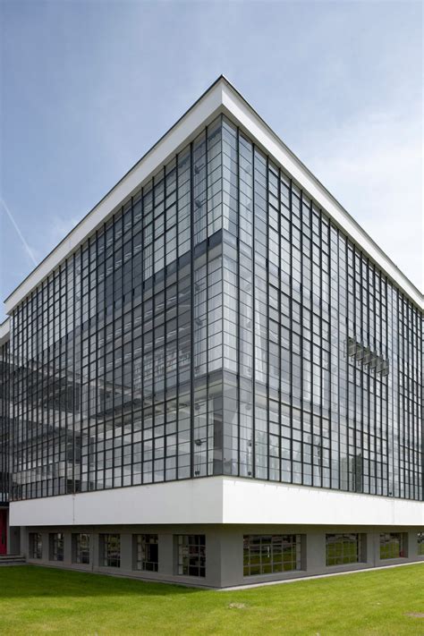 Bauhaus School Dessau By Walter Gropius Bauhaus Architecture Bauhaus