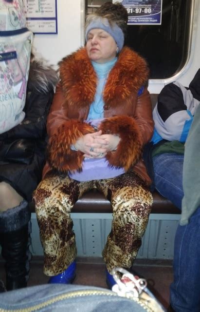 Strange People In Russian Subway 36 Pcis