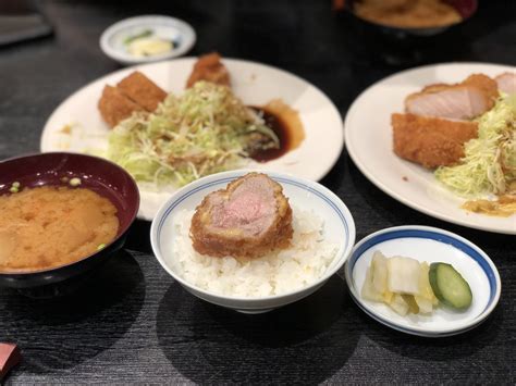 きんさんぎんさんとは、双子姉妹のタレント、成田 きん（なりた きん）及び蟹江 ぎん（かにえ ぎん）の愛称。 100歳を過ぎても元気であったことからマスメディアに注目され、その後、テレビ出演やcdデビュ. カウンターのある浅草おすすめディナーとんかつ屋『すぎ田 ...