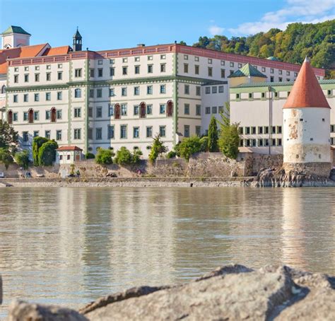 Scenic Danube River Cruise With Morgan Koziar Wtaj