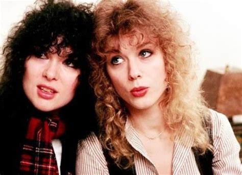 the heart band sisters 33 lovely pics of ann and nancy wilson together in the 1970s and 1980s