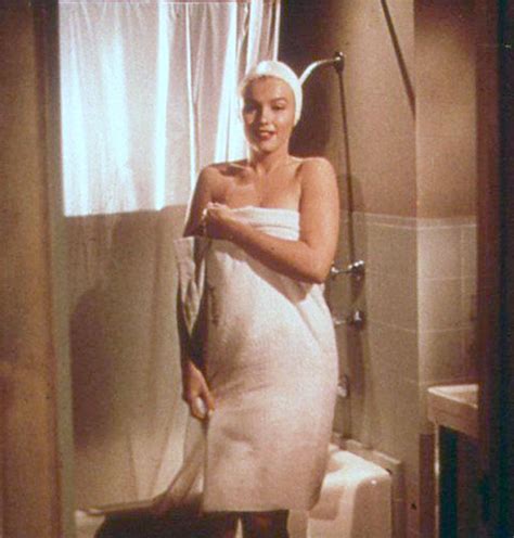 Eternalmarilynmonroe “ Marilyn Monroe Filming A Scene For Niagara 1952 ” Marilyn Marilyn