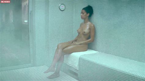 Samantha Logan Exotic Photos With Hot Nude Body 34