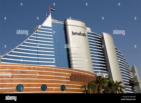 Jumeirah Beach Hotel Dubai Uae Stock Photo Alamy