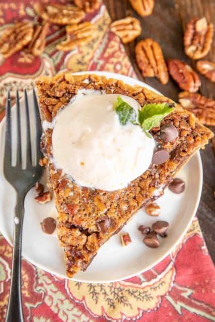 Chocolate Chip Pecan Pie Easy And Delicious Plain Chicken