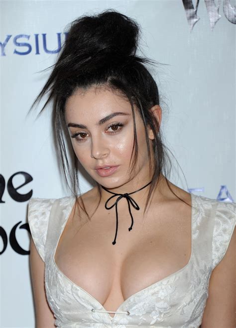 Naked Charli Xcx Added 07192016 By Batistadave