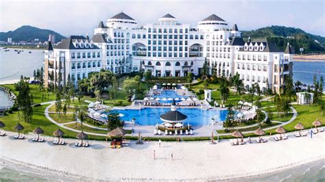 khu nghỉ dưỡng Vinpearl Resort Spa Hạ Long Đảo rều Hạ Long