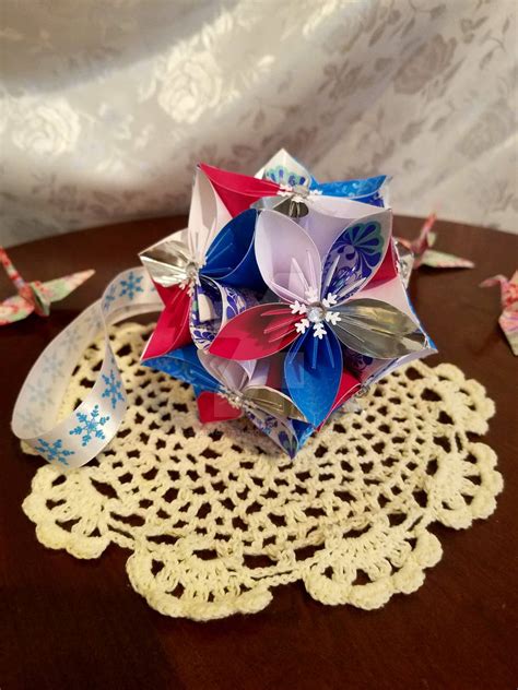 Weiss Kusudama Origami Flower Ball 91 By Shadycatstudios On Deviantart
