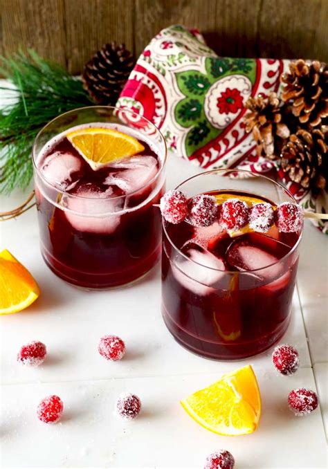 When i was growing up my mom would make the christmas season so fun and special. Christmas Bourbon Cocktails 2020 - 27 Best Christmas ...