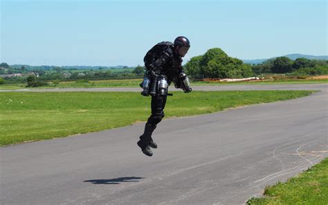 Britain S Real Life Iron Man Has High Hopes For Jet Suit The Japan Times