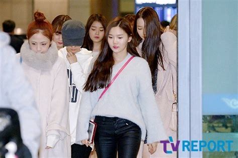 Oh My Girl Mistaken For Working Girls At American Airport Koreaboo