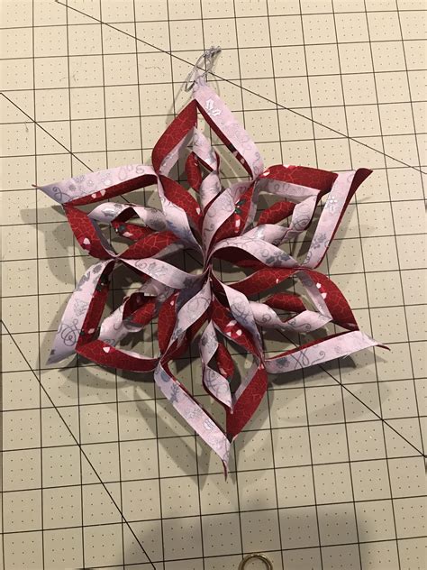 3d Fabric Snowflake So Easy To Make Fabric Snowflakes Crafts Diy