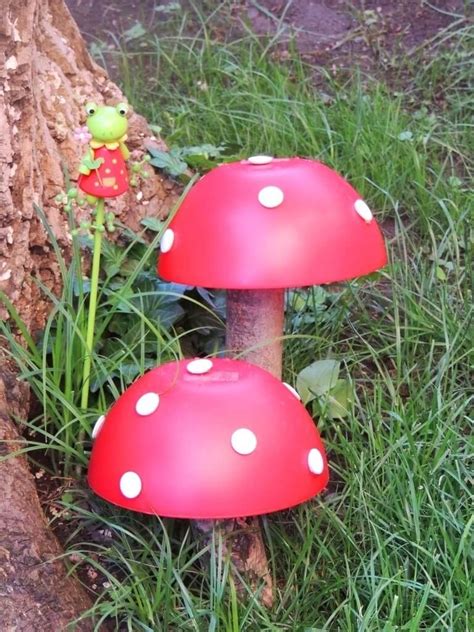 22 Best Diy Outdoor Mushroom Ideas For A Whimsical Garden In 2023