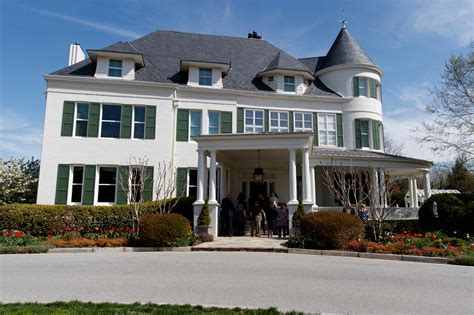 A Look At The Vice Presidents Mansion That Rivals The White House