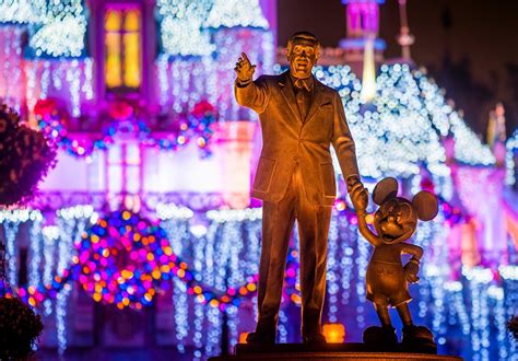 Disneyland Christmas Trip Report Disney Tourist Blog