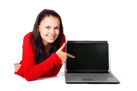 图片素材 笔记本电脑 写作 女孩 女人 技术 白色 可爱 孤立 互联网 年轻 手指 商业 微笑 牌 产品