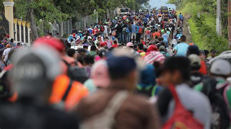 Mexico Sends Federal Police To Stop Caravan Of Us Bound Migrants