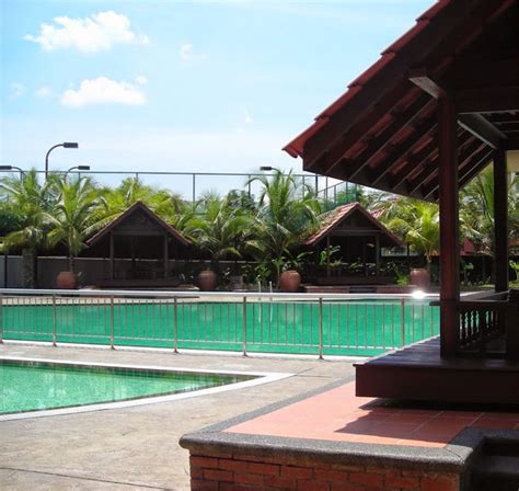 Bisa dibilang kolam renang tmc (tirta mulya cimaung) waterpark ini punya tempat yang luas. Tempat Menarik di Putrajaya : Kolam Renang Awam. Ada Lima ...