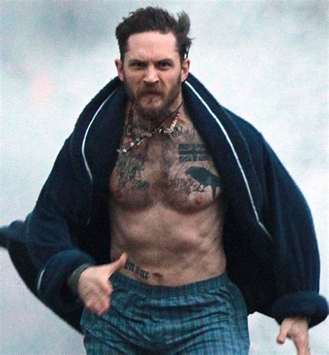 Tom Hardy Runs In His Underwear For Stand Up To Cancerlainey Gossip