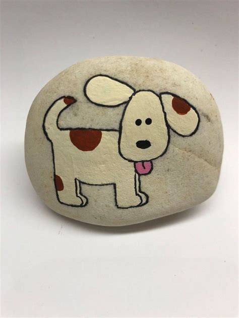 Magnificient Diy Painted Rocks Ideas With Animals Dogs For Summer 25