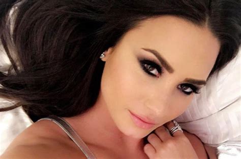 Demi Lovato Breaks The Internet With Jaw Dropping Boobs Display Daily Star