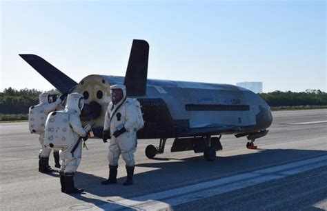 X 37b Secret Space Plane Finally Lands After Two Year Continuous