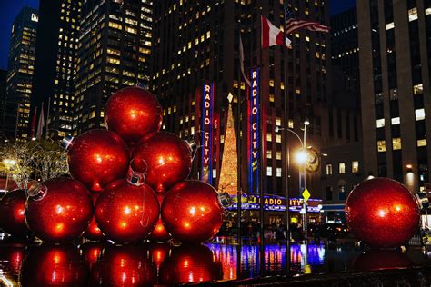New York City Illuminated For The Holidays The New York Times