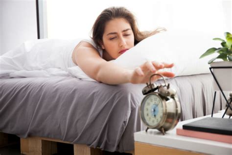 Why Waking Up Early Could Help You Lose Weight