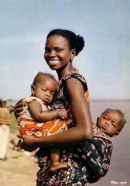 Africa Mother And Child Mother Child Photography Baby Wearing