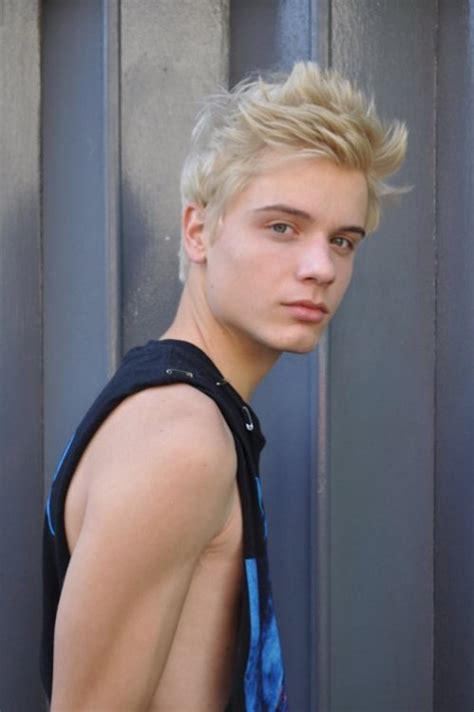 Sascha Cute Blond Boy Tumbex