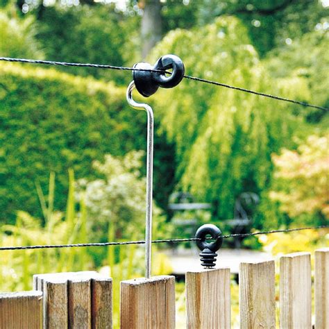 Electric fencing is a great choice for gardeners, farmers and livestock owners who are looking for a low maintenance fence to build around a nursery or pasture. Velda Garden Protector Electric Fence