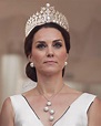 Favorite #Tiara for #duchessofcambridge #KateMiddleton 👸🏻👑 1, 2, 3, 4 ...