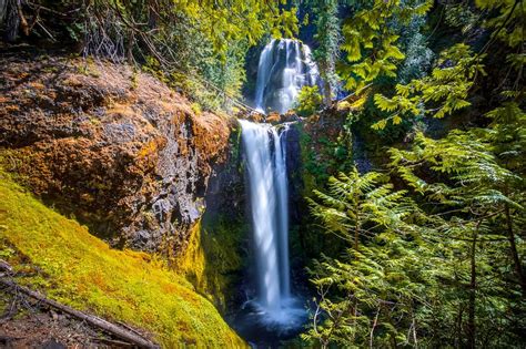 10 Most Beautiful Waterfalls In Washington State 2022