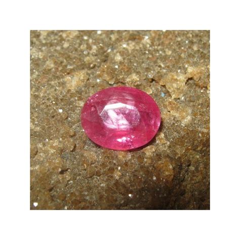 Batu Mulia Natural Ruby Purplish Red Oval 115 Carat