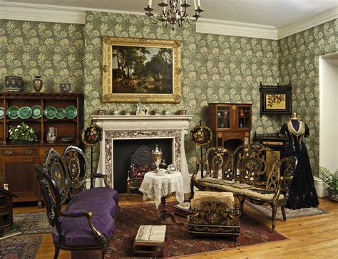 Inside A Victorian House E2bn Gallery Victorian Interior Design Victorian Interior