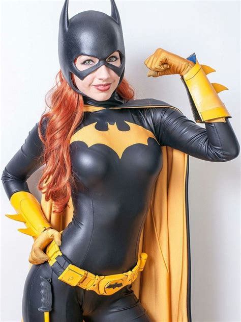 Pin By Kofi Jamal Simmons On Cosplay Batgirl Cosplay Batgirl Batman