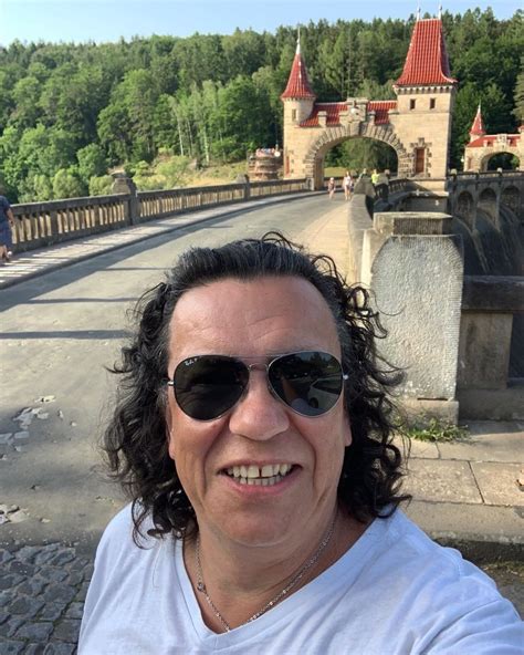 Richard genzer vytvořil nerozlučnou dvojici s michalem suchánkem a po konci tele tele spolu uváděli i talk. Fotografie č. 1 u článku Richard Genzer obětí milionového ...