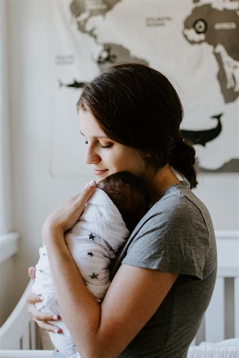 How To Treat Nipple Pain During Breastfeeding