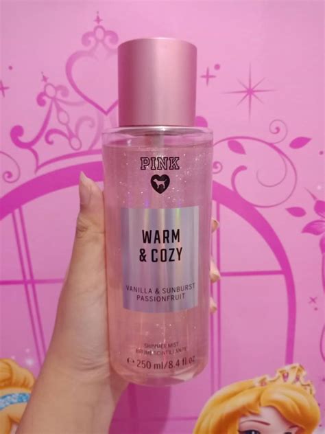 The mist comes packaged in a lovely transparent cylindrical bottle with a black colour nozzle and transparent lid. Victoria secret pink warm & cozy shimmer body mist ...