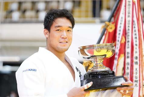 羽賀龍之介オール一本勝ちで初vリオ銅後の苦悩克服 柔道写真ニュース 日刊スポーツ