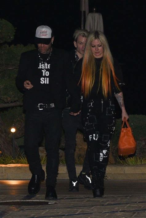 Avril Lavigne And Mod Sun Out For Dinner At Nobu In Malibu 02012022