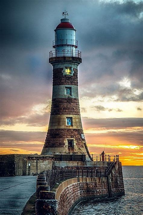 Pin By Phala Cook On Looking Forward Beautiful Lighthouse Lighthouse