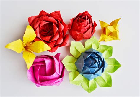 10 Bunga Mawar Origami