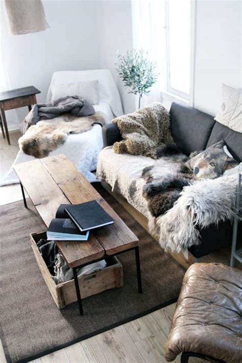 15 Different Ways To Decorate Your Home With Faux Fur Obsigen
