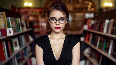 Hot Girl With Glasses Telegraph