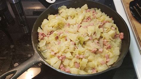 Skillet Ham Cabbage And Potatoes Recipe Ham And Cabbage Potatoes