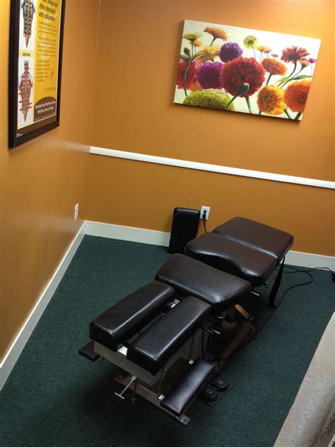 chiropractic adjusting room at rangeline chiropractic home decor decor furniture