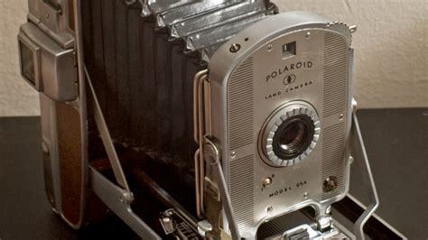 The Fascinating History Of Polaroid Cameras
