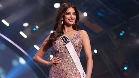 Indias Harnaaz Sandhu Wins Miss Universe 2021 Title