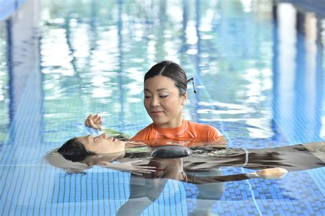 Watsu Is A Passive Form Of Aquatic Bodyworktherapy Practiced At The Ritz Carlton Okinawa